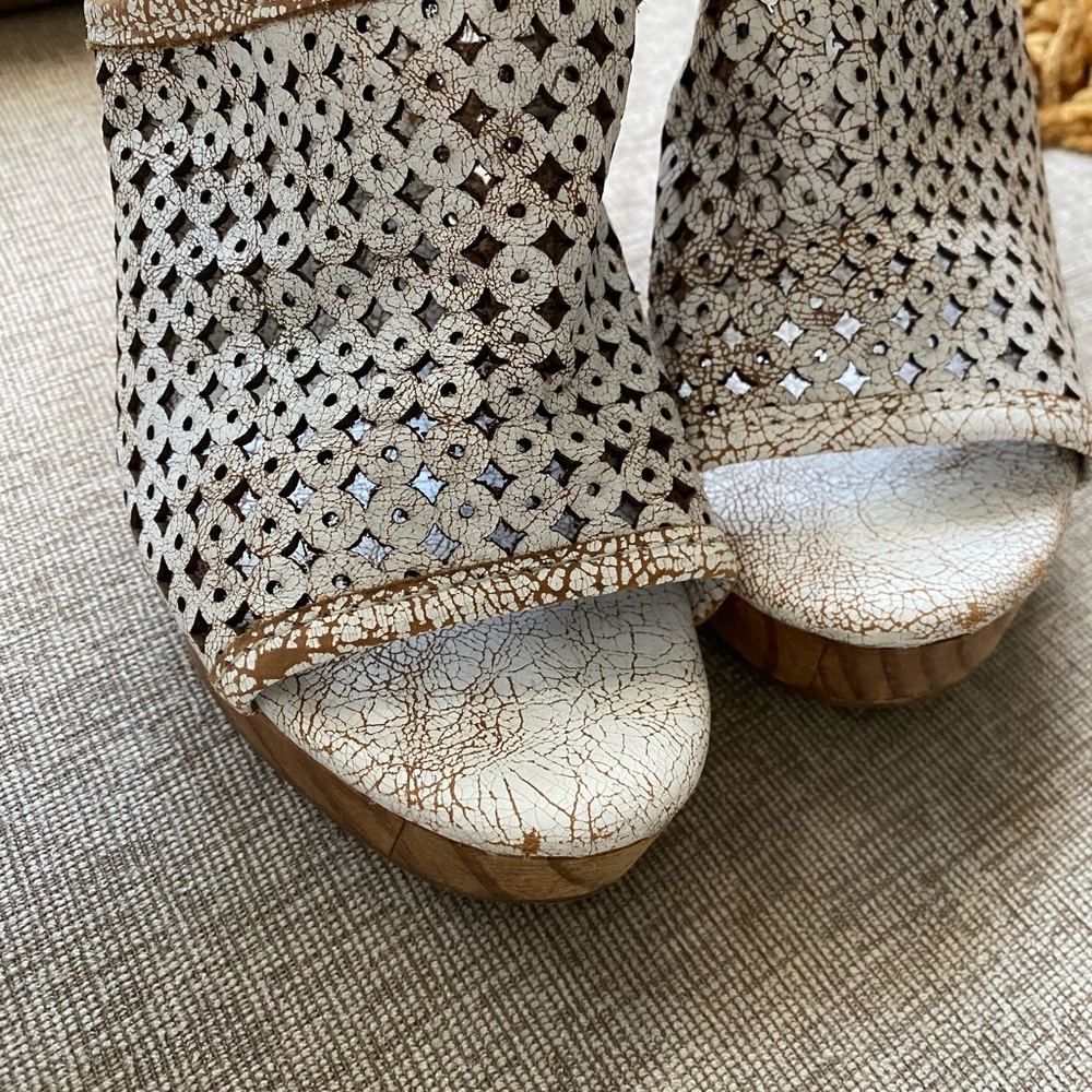 Very Volatile Sandals View 2